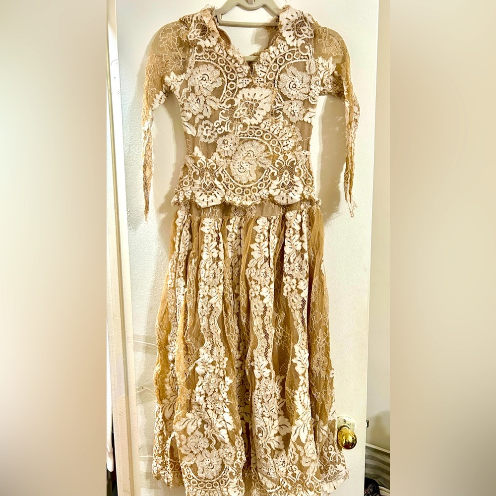 Lace maxi dress